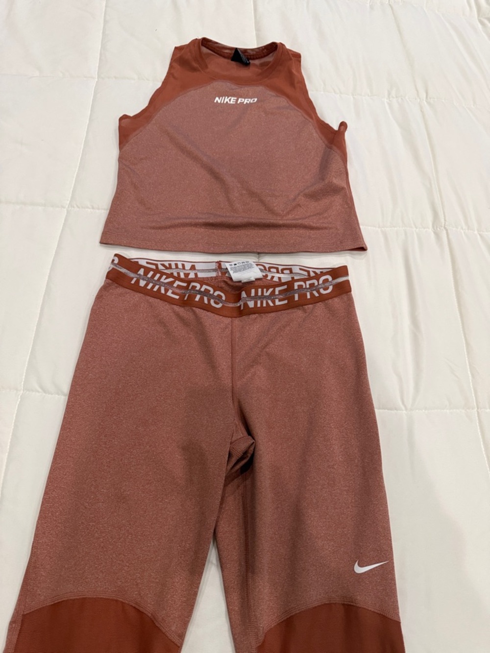 Nike Pro Girls Rust-Colored Leggings Set